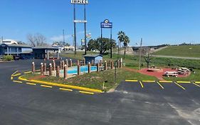 The Country Corner Inn